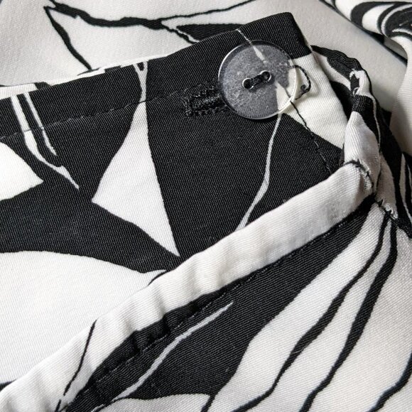 GIORGIO FIORLINE COLLECTION Leaf Print Wrap Maxi Skirt Black and White Size 8 - Picture 10 of 13